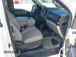 2015 Ford F-150 XLT z VIN 1FTEX1EP5FKD38178, wystawiony jako IAAI lot #42215342 z przebiegiem 216 447 mil mil oraz . Historia ofert i sprzedaży dostępna na DreamBid. Obrazek 5.