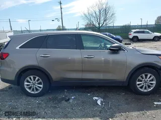 2019 Kia Sorento S V6 with VIN 5XYPGDA59KG508363, listed as a IAAI auction lot 41937863 with 52,308 mi miles. Bid and sale history available at carsss.com. Image 12.