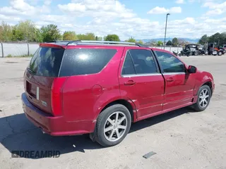 2004 Cadillac SRX with VIN 1GYEE63A640171883, listed as a IAAI auction lot 42094447 with 153,268 mi miles. Bid and sale history available at carsss.com. Image 4.