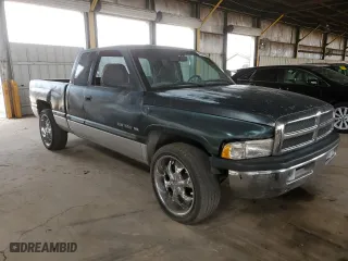 2001 Dodge Ram 1500 with VIN 3B7HC13Y61M514922, listed as a Copart auction lot 49189125 with 215,684 mi miles and Clean Title. Bid and sale history available at carsss.com. Image 4.