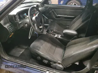 1989 Ford Mustang z VIN 1FABP41A9KF195833, wystawiony jako Copart lot #51102975 z przebiegiem 39 598 mil mil oraz Szkoda całkowita • Salvage title. Historia ofert i sprzedaży dostępna na DreamBid. Obrazek 7.