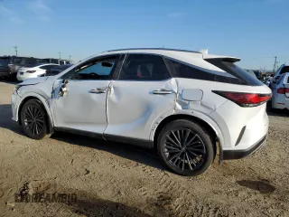 2024 Lexus RX 350h z VIN 2T2BBMCA3RC060822, wystawiony jako Copart lot #50063055 z przebiegiem 838 mil mil oraz Szkoda całkowita • Salvage title. Historia ofert i sprzedaży dostępna na DreamBid. Obrazek 2.