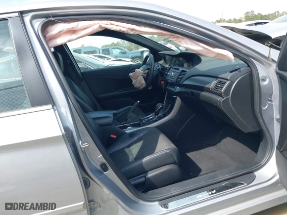 2017 Honda Accord Sedan Sport with VIN 1HGCR2F53HA013608, listed as a IAAI auction lot 41786509 with 85,070 mi miles. Bid and sale history available at carsss.com. Image 5.