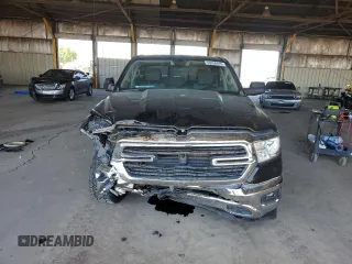 2020 Ram 1500 Big Horn z VIN 1C6RRFFG2LN284427, wystawiony jako Copart lot #53956915 z przebiegiem 83 578 mil mil oraz Szkoda całkowita • Salvage title. Historia ofert i sprzedaży dostępna na DreamBid. Obrazek 5.