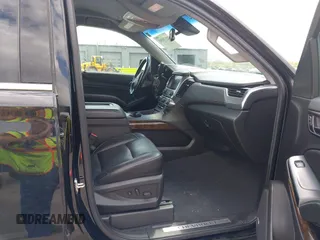 2019 Chevrolet Tahoe LT z VIN 1GNSKBKC6KR266831, wystawiony jako IAAI lot #42174593 z przebiegiem 103 199 mil mil oraz . Historia ofert i sprzedaży dostępna na DreamBid. Obrazek 5.