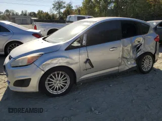 2013 Ford C-Max SE with VIN 1FADP5AU0DL530183, listed as a Copart auction lot 76034924 with 211,682 mi miles and Salvage Title. Bid and sale history available at carsss.com. Image 1.