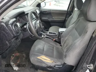 2017 Toyota Tacoma SR z VIN 5TFAX5GN9HX080402, wystawiony jako Copart lot #56507095 z przebiegiem 270 818 mil mil oraz Czysty tytuł • Clean title. Historia ofert i sprzedaży dostępna na DreamBid. Obrazek 7.