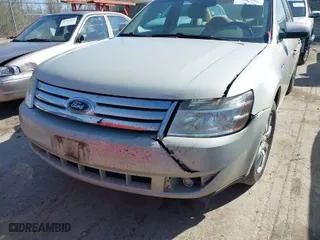 2008 Ford Taurus SEL with VIN 1FAHP24W08G119782, listed as a IAAI auction lot 41923108 with 205,913 mi miles. Bid and sale history available at carsss.com. Image 6.