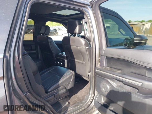 2020 Ford Expedition XLT с VIN 1FMJU1JT1LEA05461, выставлен на аукционе IAAI как лот 42075843 с пробегом 58 734 миль миль и . История ставок и продаж доступна на DreamBid. Изображение 8.