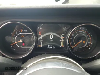 2021 Jeep Wrangler Unlimited Sahara with VIN 1C4HJXEG2MW823594, listed as a Copart auction lot 50330355 with 112,649 mi miles and Clean title. Bid and sale history available at DreamBid. Image 9.