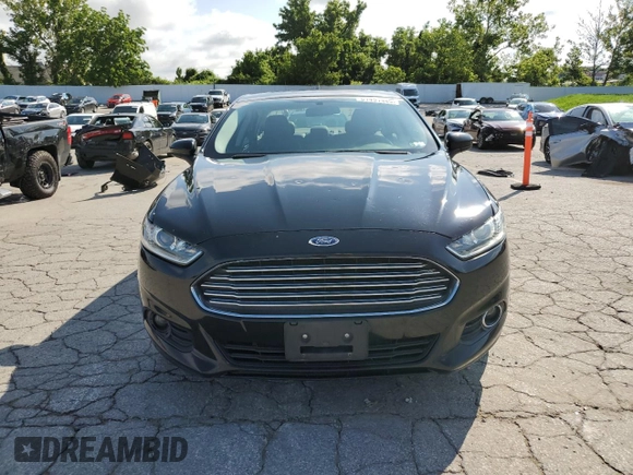 2016 Ford Fusion S with VIN 3FA6P0G75GR246230, listed as a Copart auction lot 61491445 with 87,605 mi miles and Salvage title. Bid and sale history available at DreamBid. Image 5.