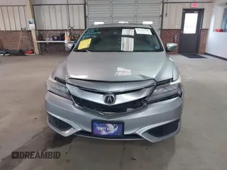 2018 Acura ILX Special Edition with VIN 19UDE2F40JA004068, listed as a IAAI auction lot 41761336 with 194,431 mi miles. Bid and sale history available at carsss.com. Image 12.