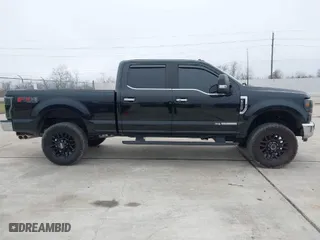 2017 Ford Super Duty F-250 SRW Lariat with VIN 1FT7W2B68HEC73597, listed as a IAAI auction lot 41655771 with 71,027 mi miles. Bid and sale history available at carsss.com. Image 13.