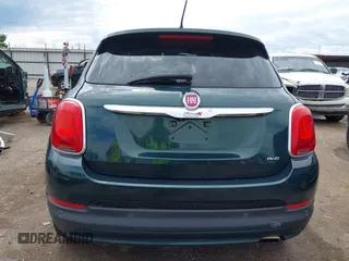 2016 FIAT 500X Lounge z VIN ZFBCFYDT3GP393494, wystawiony jako IAAI lot #42208957 z przebiegiem 93 462 mil mil oraz . Historia ofert i sprzedaży dostępna na DreamBid. Obrazek 17.