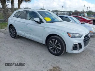 2022 Audi Q5 S line Premium Plus with VIN WA1EAAFY3N2110052, listed as a IAAI auction lot 41553595 with 53,342 mi miles. Bid and sale history available at carsss.com. Image 1.