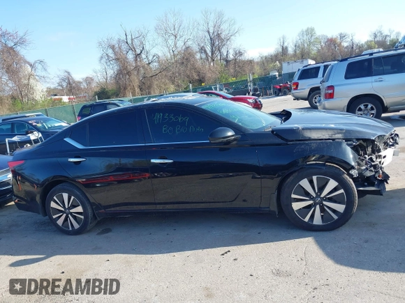 2019 Nissan Altima 2.5 SV with VIN 1N4BL4DV1KC104369, listed as a IAAI auction lot 41933069 with 40,542 mi miles. Bid and sale history available at carsss.com. Image 14.