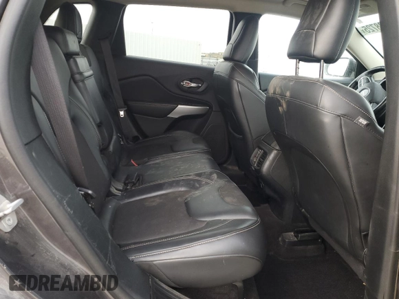 2018 Jeep Cherokee Latitude Plus with VIN 1C4PJMLX1JD516860, listed as a Copart auction lot 48898725 with 89,903 mi miles and Clean Title. Bid and sale history available at DreamBid. Image 10.