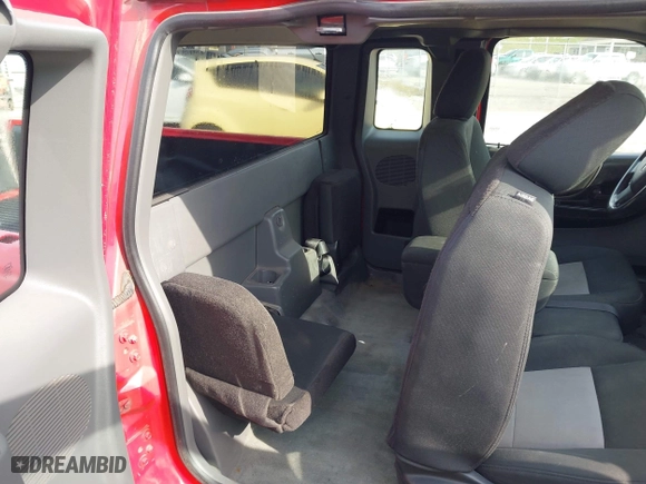 2011 Ford Ranger XLT with VIN 1FTLR4FE1BPA42023, listed as a IAAI auction lot 41812346 with 66,213 mi miles. Bid and sale history available at carsss.com. Image 8.