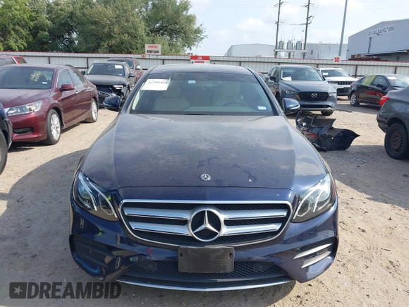 2018 Mercedes-Benz E 300 with VIN WDDZF4JB6JA376412, listed as a IAAI auction lot 42298940 with 59,973 mi miles and . Bid and sale history available at DreamBid. Image 13.