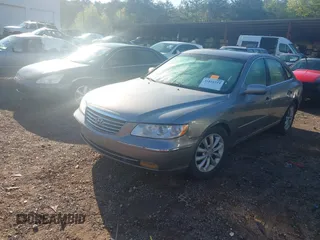 2006 Hyundai Azera SE with VIN KMHFC46F96A081955, listed as a IAAI auction lot 41821224 with 160,449 mi miles and . Bid and sale history available at DreamBid. Image 2.