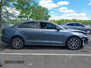 2017 Volkswagen Jetta SE with VIN 3VWDB7AJ6HM336253, listed as a IAAI auction lot 42205788 with 132,767 mi miles and . Bid and sale history available at DreamBid. Image 13.