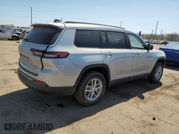 2023 Jeep Grand Cherokee Laredo z VIN 1C4RJKAG5P8821179, wystawiony jako Copart lot #54666005 z przebiegiem 13 225 mil mil oraz Szkoda całkowita • Salvage title. Historia ofert i sprzedaży dostępna na DreamBid. Obrazek 3.