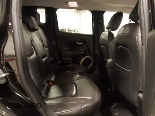 2016 Jeep Renegade Limited z VIN ZACCJBDT3GPE36002, wystawiony jako IAAI lot #42085830 z przebiegiem 85 550 mil mil oraz . Historia ofert i sprzedaży dostępna na DreamBid. Obrazek 8.