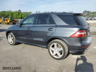 2014 Mercedes-Benz M-Class ML 350 with VIN 4JGDA5JB8EA293235, listed as a Copart auction lot 54093505 with 197,049 mi miles and Clean Title. Bid and sale history available at carsss.com. Image 2.