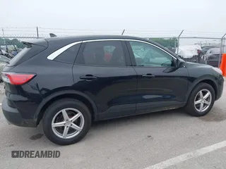 2021 Ford Escape SE z VIN 1FMCU9G6XMUA27362, wystawiony jako IAAI lot #42438771 z przebiegiem 36 040 mil mil oraz . Historia ofert i sprzedaży dostępna na DreamBid. Obrazek 13.