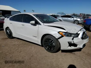 2019 Ford Fusion Hybrid SE with VIN 3FA6P0LU7KR284563, listed as a Copart auction lot 39979903 with 0 mi miles. Bid and sale history available at carsss.com. Image 4.