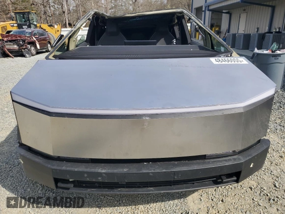 2024 Tesla Cybertruck с VIN 7G2CEHED5RA004045, выставлен на аукционе Copart как лот 48466055 с пробегом 6 580 миль миль и Списание • Salvage title. История ставок и продаж доступна на DreamBid. Изображение 5.
