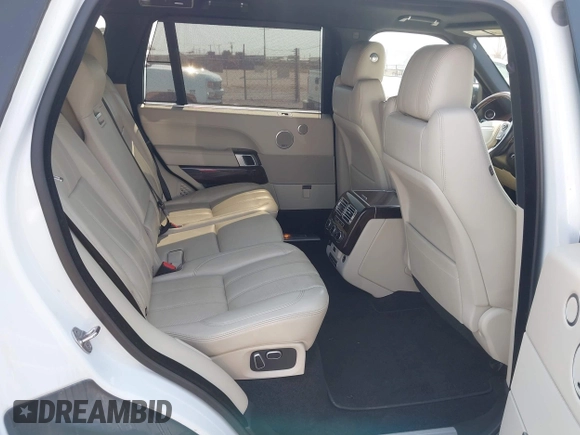2014 Land Rover Range Rover Supercharged z VIN SALGS3TF6EA179889, wystawiony jako IAAI lot #42524852 z przebiegiem 134 881 mil mil oraz . Historia ofert i sprzedaży dostępna na DreamBid. Obrazek 8.