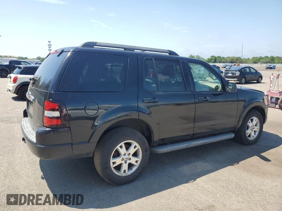 2010 Ford Explorer XLT with VIN 1FMEU7DE0AUA15855, listed as a Copart auction lot 63564325 with 136,144 mi miles and Salvage title. Bid and sale history available at DreamBid. Image 3.