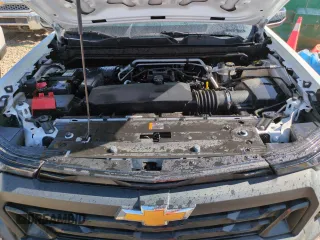 2023 Chevrolet Colorado 2WD Work Truck z VIN 1GCGSBEC7P1174630, wystawiony jako Copart lot #61053045 z przebiegiem 14 843 mil mil oraz Czysty tytuł • Clean title. Historia ofert i sprzedaży dostępna na DreamBid. Obrazek 11.