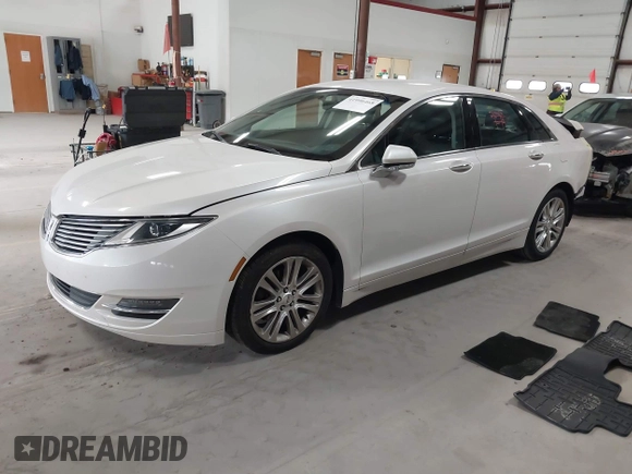 2016 Lincoln MKZ with VIN 3LN6L2G9XGR600497, listed as a IAAI auction lot 41996468 with 201,148 mi miles. Bid and sale history available at carsss.com. Image 18.