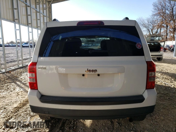 2015 Jeep Patriot Sport with VIN 1C4NJPBA4FD209051, listed as a Copart auction lot 84443874 with 131,962 mi miles and Salvage Title. Bid and sale history available at carsss.com. Image 6.