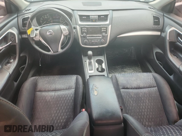 2017 Nissan Altima SV with VIN 1N4AL3AP0HC137920, listed as a Copart auction lot 60939895 with 133,782 mi miles and Clean title. Bid and sale history available at DreamBid. Image 8.