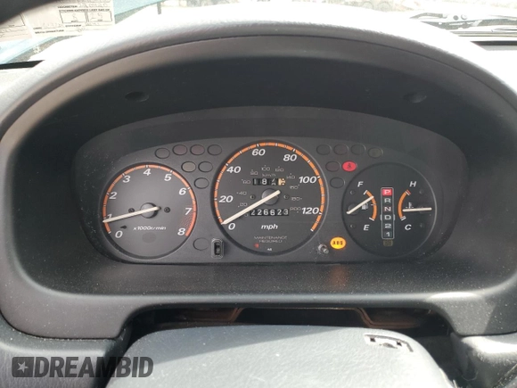 2001 Honda CR-V EX with VIN JHLRD18671C040024, listed as a Copart auction lot 51188185 with 226,623 mi miles and Clean Title. Bid and sale history available at carsss.com. Image 9.