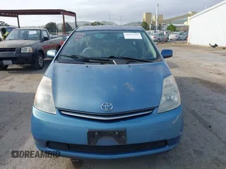 2007 Toyota Prius with VIN JTDKB20U777643822, listed as a IAAI auction lot 42117612 with 202,704 mi miles and . Bid and sale history available at carsss.com. Image 12.