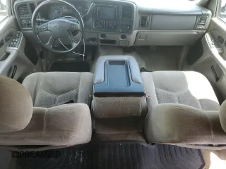 2006 Chevrolet Suburban LS with VIN 1GNEC16Z06J170846, listed as a Copart auction lot 59915214 with 249,701 mi miles and Clean Title. Bid and sale history available at carsss.com. Image 8.