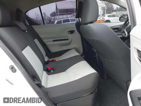 2013 Toyota Prius One with VIN JTDKDTB32D1032454, listed as a IAAI auction lot 42087724 with 202,293 mi miles and . Bid and sale history available at carsss.com. Image 8.