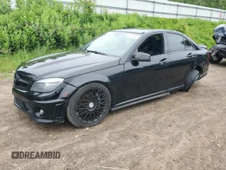 2010 Mercedes-Benz C 63 AMG z VIN WDDGF7HB8AF373125, wystawiony jako Copart lot #63422535 z przebiegiem 124 023 mil mil oraz Czysty tytuł • Clean title. Historia ofert i sprzedaży dostępna na DreamBid. Obrazek 1.