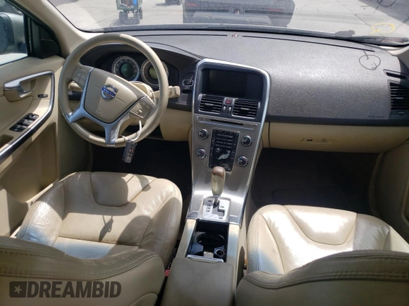 2012 Volvo XC60 3.2L z VIN YV4952DL5C2282067, wystawiony jako Copart lot #45854725 z przebiegiem 248 826 mil mil oraz Szkoda całkowita • Salvage title. Historia ofert i sprzedaży dostępna na DreamBid. Obrazek 15.