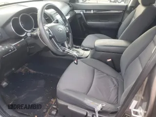 2012 Kia Sorento LX with VIN 5XYKT4A11CG237142, listed as a Copart auction lot 76637024 with 323,504 mi miles and Clean Title. Bid and sale history available at carsss.com. Image 7.