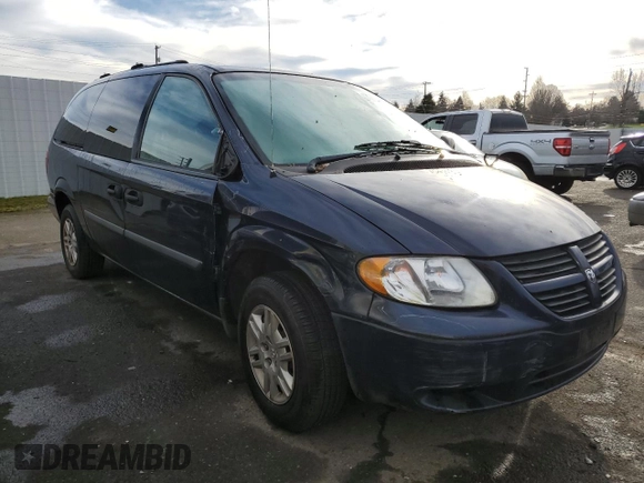 2005 Dodge Caravan SE with VIN 1D4GP24RX5B283570, listed as a Copart auction lot 87555195 with 71,193 mi miles and Salvage Title. Bid and sale history available at DreamBid. Image 4.