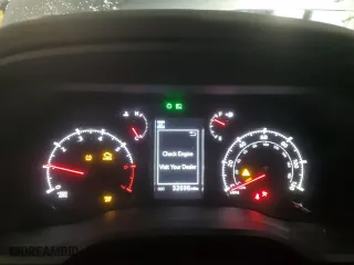 2022 Toyota 4Runner SR5 Premium with VIN JTENU5JR9N6087224, listed as a Copart auction lot 42132735 with 32,696 mi miles and Salvage Title. Bid and sale history available at carsss.com. Image 9.