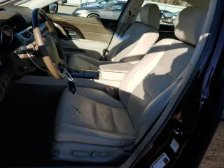 2011 Acura RL Technology with VIN JH4KB2F60BC000509, listed as a Copart auction lot 86744244 with 83,289 mi miles and Salvage Title. Bid and sale history available at DreamBid. Image 7.