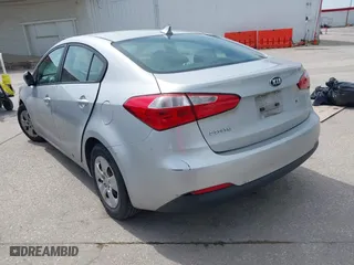 2015 Kia Forte LX with VIN KNAFK4A63F5419676, listed as a IAAI auction lot 42025595 with 137,748 mi miles. Bid and sale history available at carsss.com. Image 3.