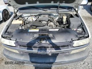 2000 Chevrolet Silverado 1500 LS with VIN 2GCEC19V0Y1122598, listed as a Copart auction lot 53875795 with 86,066 mi miles and Salvage Title. Bid and sale history available at DreamBid. Image 11.