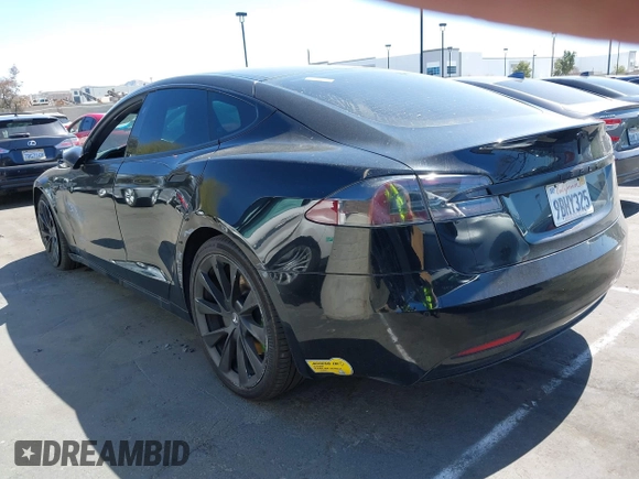2018 Tesla Model S 75D with VIN 5YJSA1E20JF282889, listed as a IAAI auction lot 41823505 with 110,049 mi miles and . Bid and sale history available at DreamBid. Image 3.